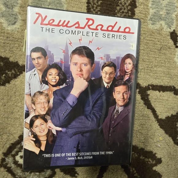 News Radio Complete Series - Picture 1 of 1